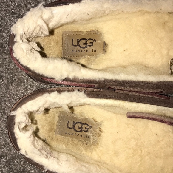 Ugg Dakota Moccasins - Picture 8 of 8